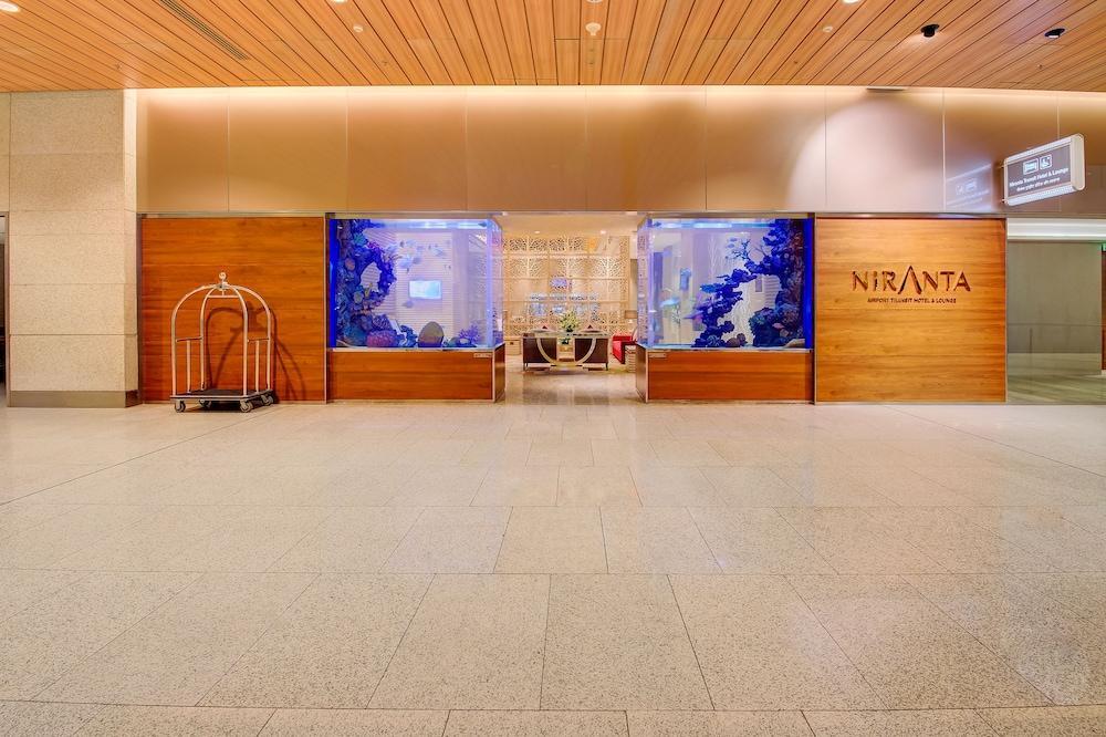 Niranta Transit Hotel Terminal 2 Arrivals/Landside Мумбаи Экстерьер фото