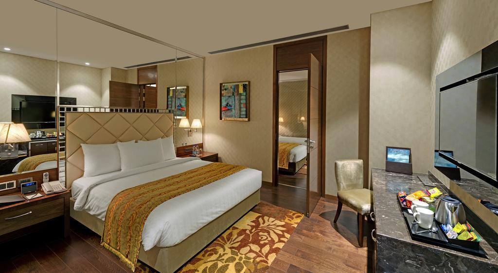 Niranta Transit Hotel Terminal 2 Arrivals/Landside Мумбаи Экстерьер фото
