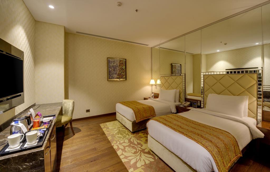 Niranta Transit Hotel Terminal 2 Arrivals/Landside Мумбаи Экстерьер фото